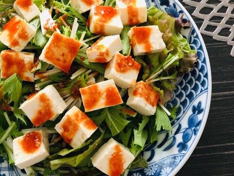 豆腐とサニーレタスと水菜の韓国風サラダ